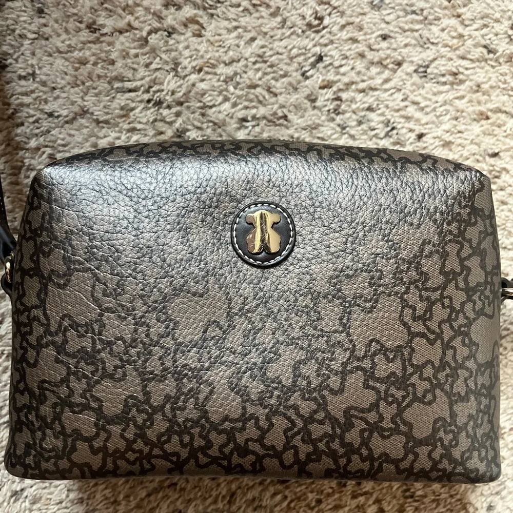 Elegant Brown Tous Designer Crossbody Bag - Picture 1 of 4